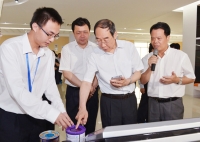 中央領導一行蒞臨明一指導考察