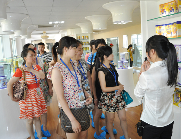 媽媽團在明一國際產品之家