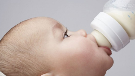 米粉奶粉混合拌勻