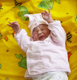 新生兒接種疫苗